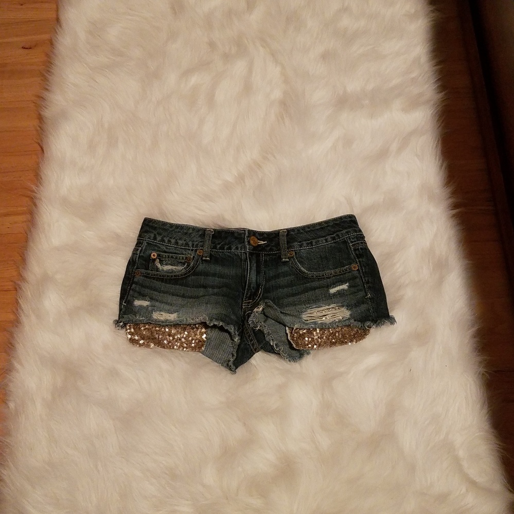 American Eagle shorts worn one time didnt fit